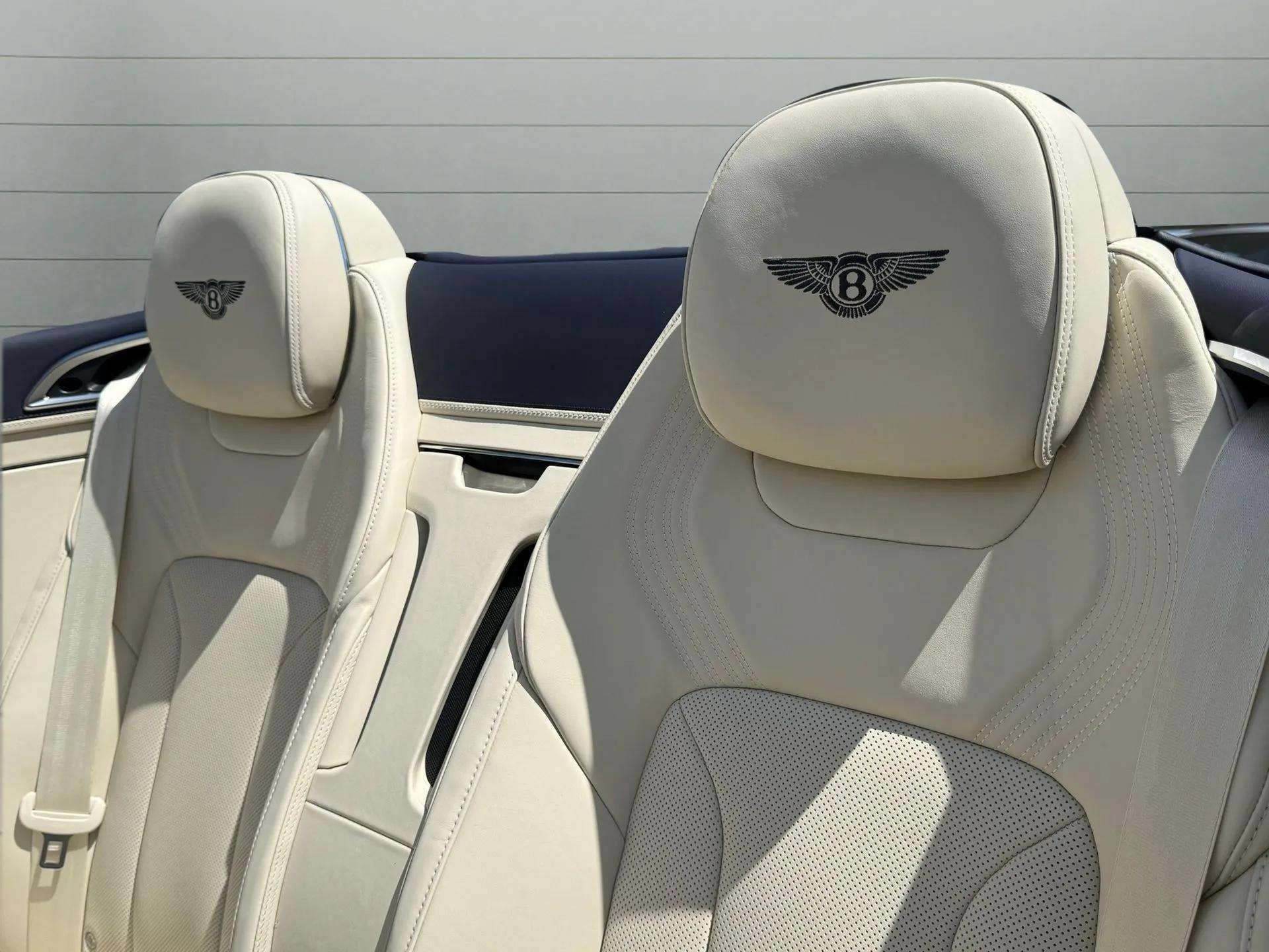New 2026 Bentley Continental GTC AWD/4WD image 19