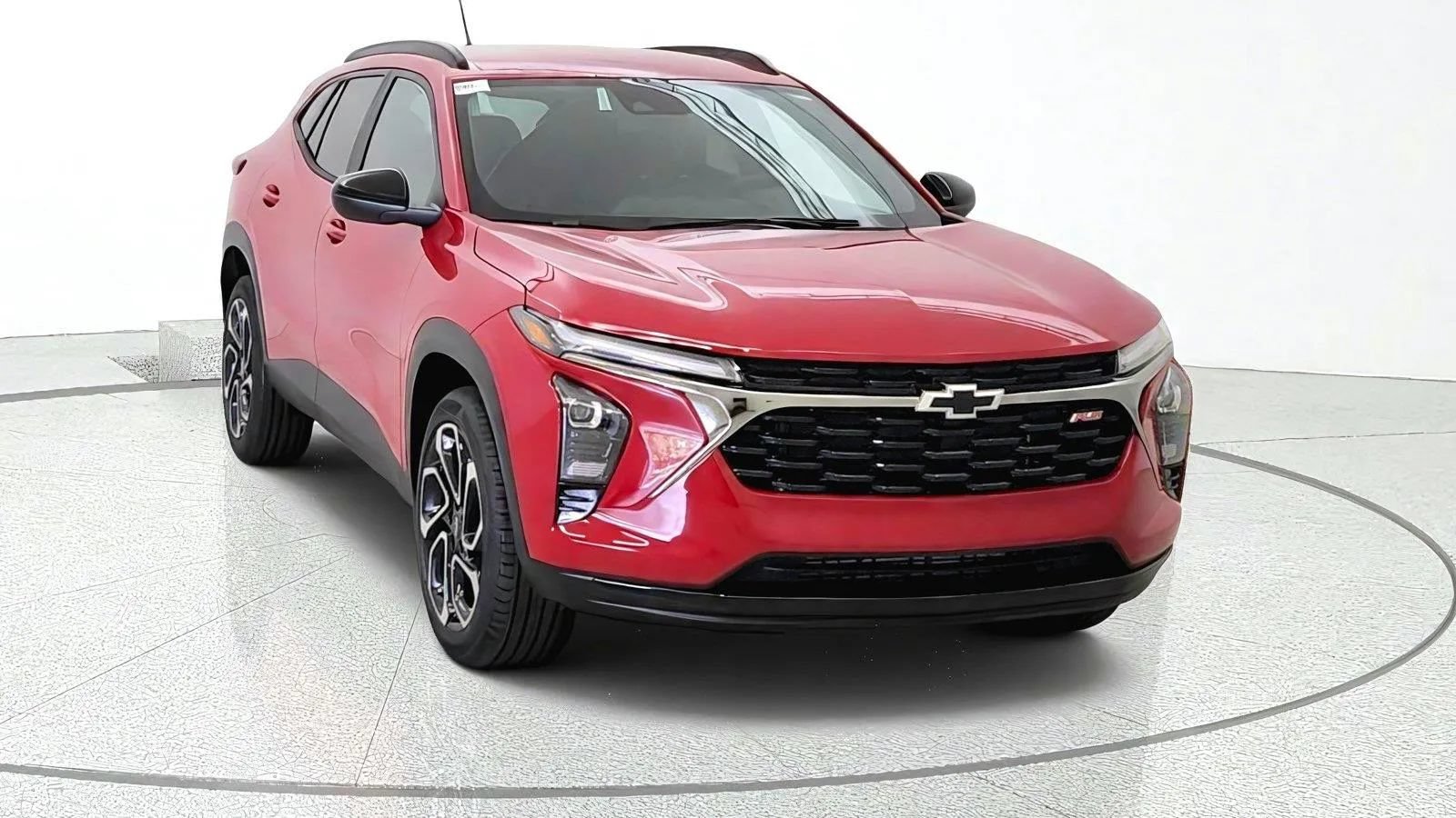 New 2026 Chevrolet Trax RS w/ Driver Confidence Package FWD image 2