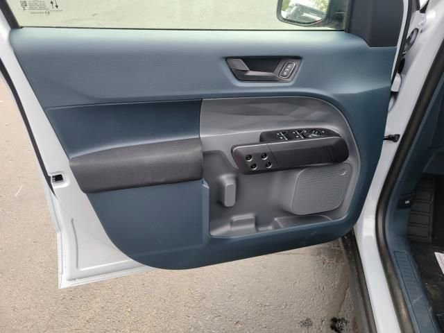 New 2025 Ford Maverick XL w/ Equipment Group 101A image 18