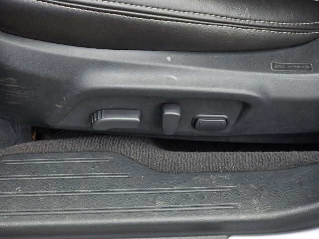 Used 2016 Subaru Outback 2.5i Limited AWD/4WD image 11