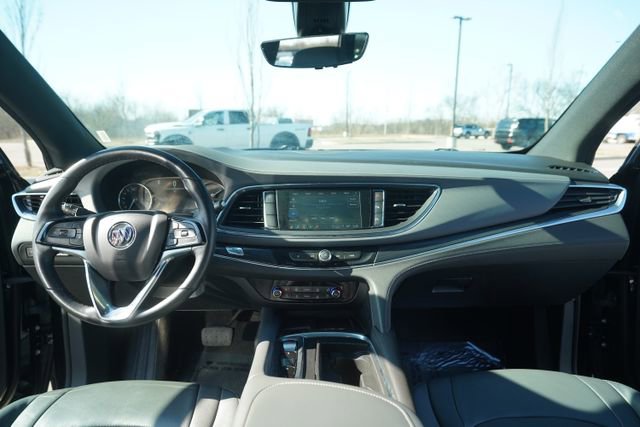 Used 2024 Buick Enclave Premium image 27