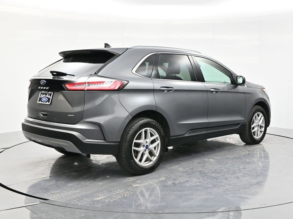 Used 2022 Ford Edge SEL w/ Convenience Package image 5