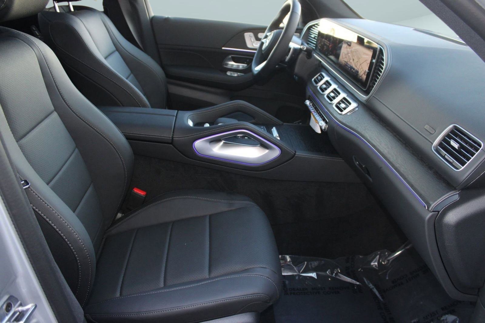 New 2026 Mercedes-Benz GLS 450 4MATIC image 38