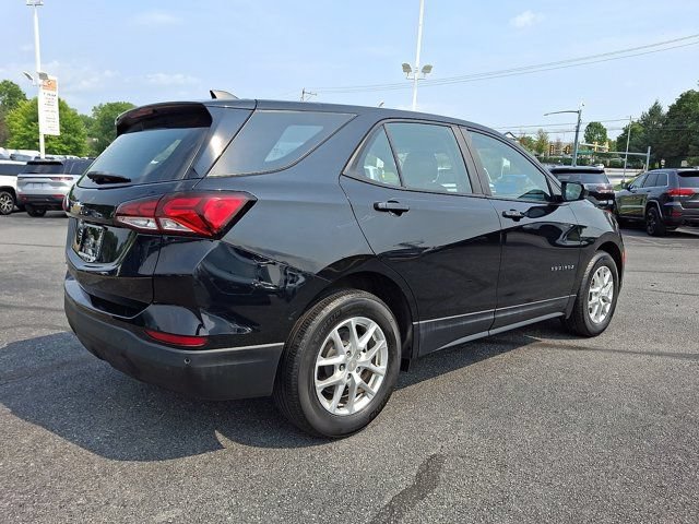 Used 2023 Chevrolet Equinox LS w/ Driver Confidence II Package FWD image 8