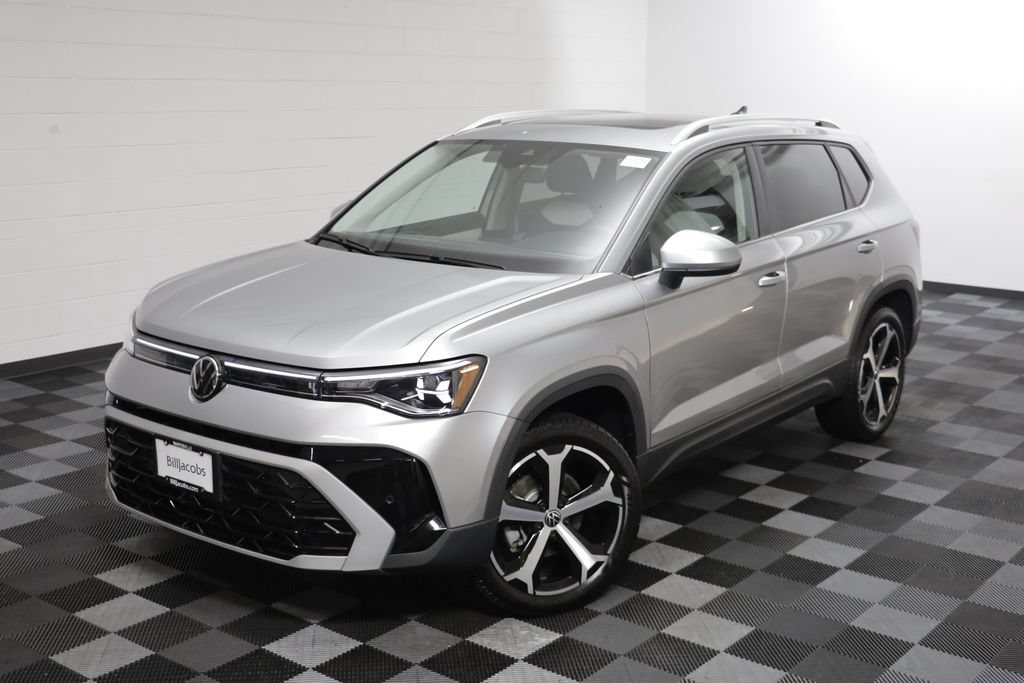 Used 2026 Volkswagen Taos SEL AWD/4WD image 2