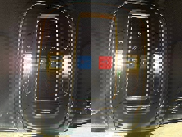 New 2025 Jeep Grand Cherokee Laredo w/ Luxury Tech Group I image 15