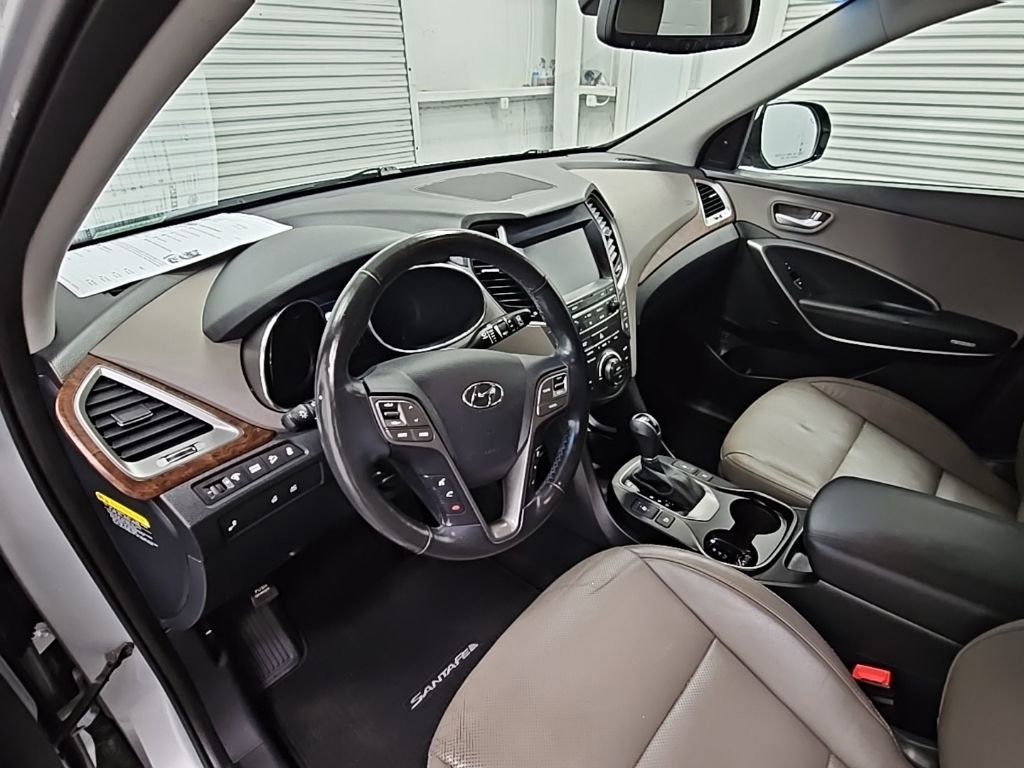Used 2019 Hyundai Santa Fe XL image 12