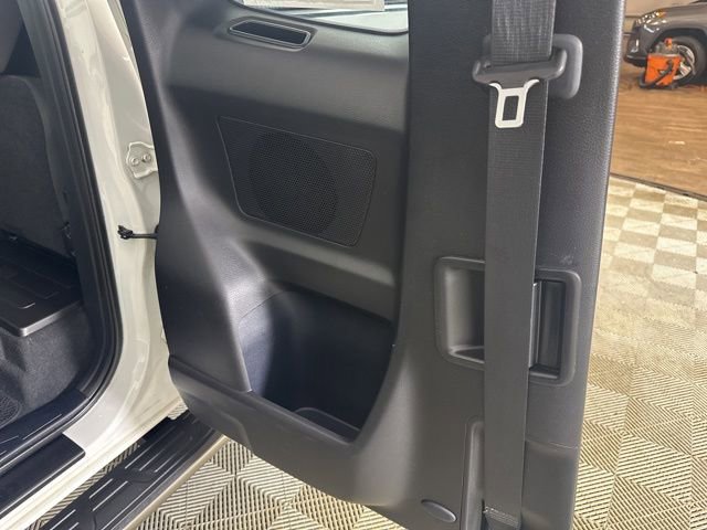 Used 2016 Toyota Tacoma TRD Sport image 11