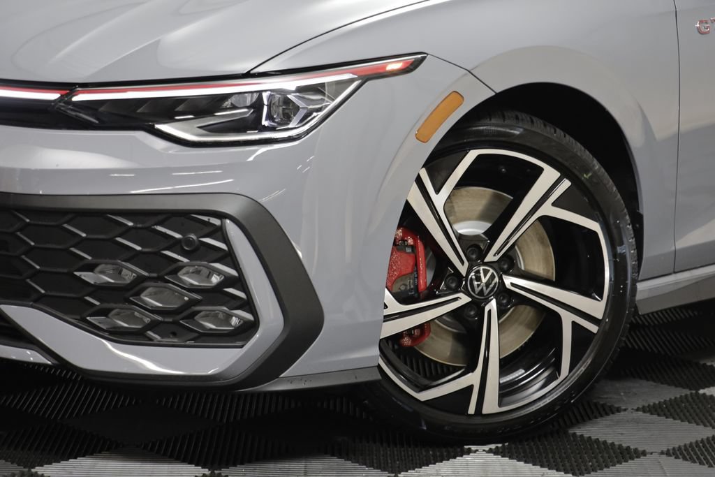 New 2026 Volkswagen GTI SE FWD image 4