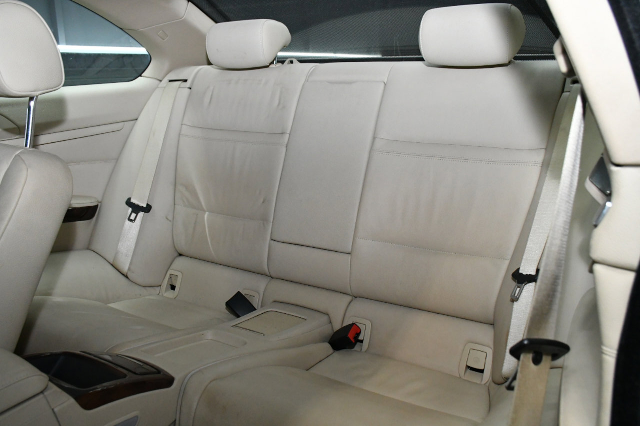 Used 2011 BMW 335i Coupe image 27