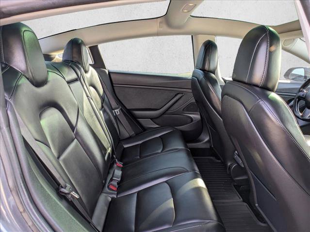 Used 2019 Tesla Model 3 Long Range image 25