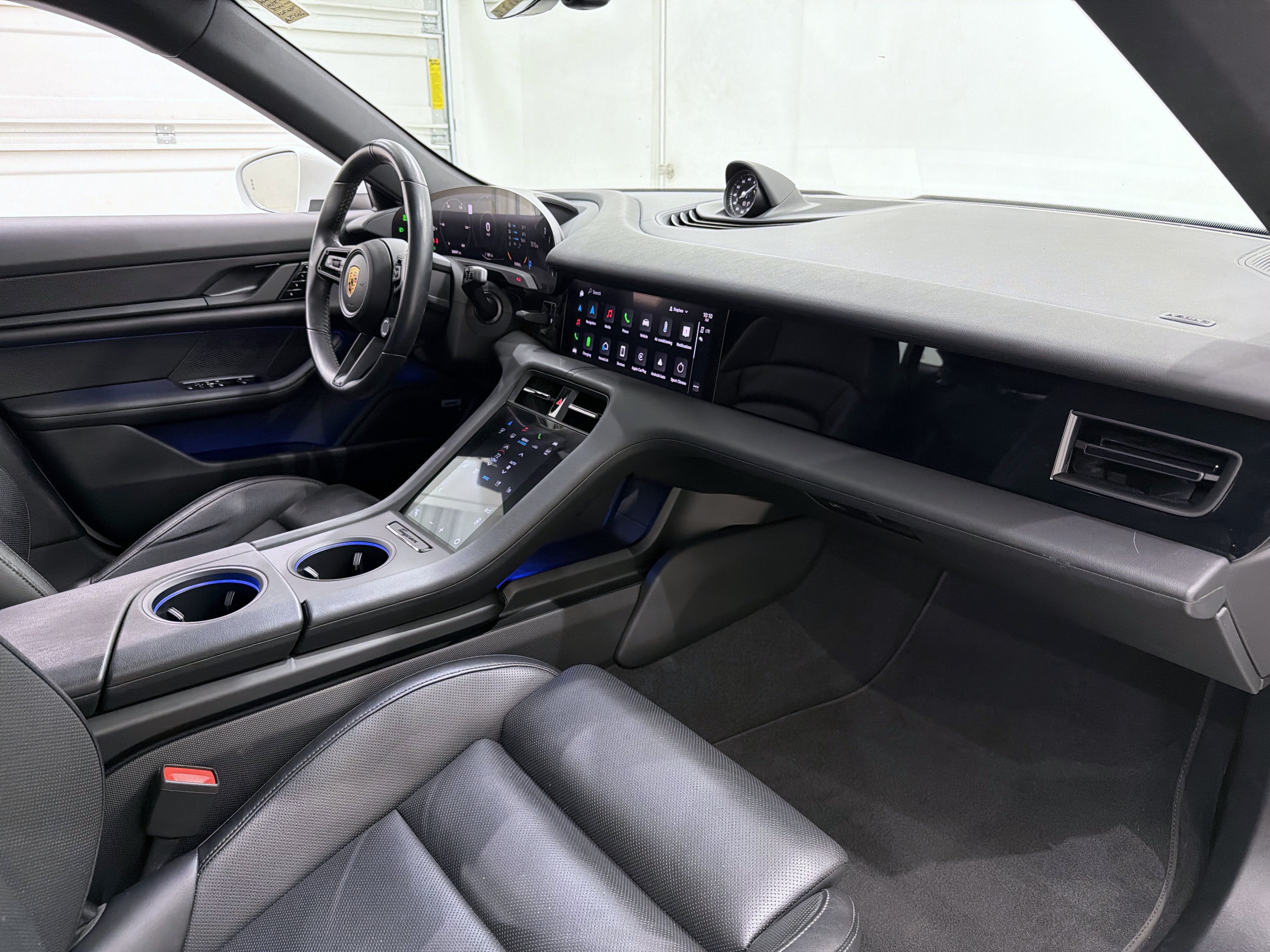 Certified 2021 Porsche Taycan RWD image 23