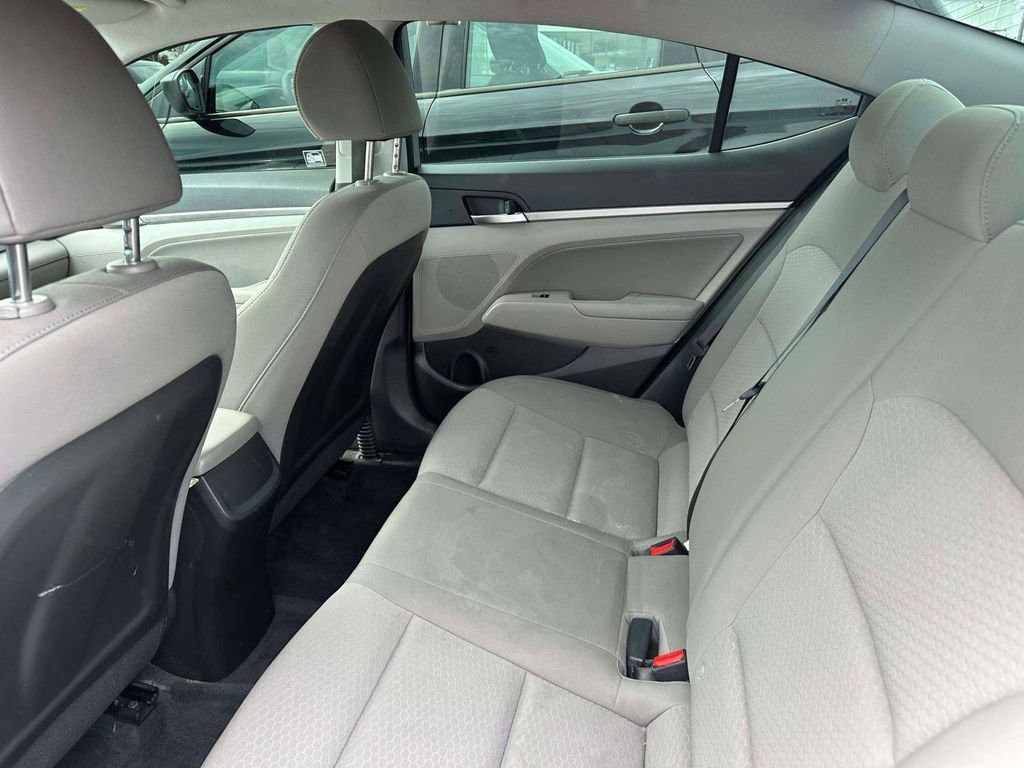 Used 2020 Hyundai Elantra SEL FWD image 9