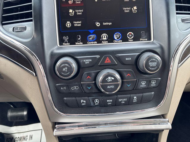 Used 2017 Jeep Grand Cherokee Limited w/ Luxury Group II image 21