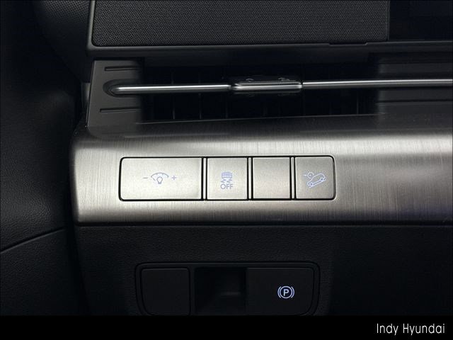 Certified 2025 Hyundai Kona SEL image 26