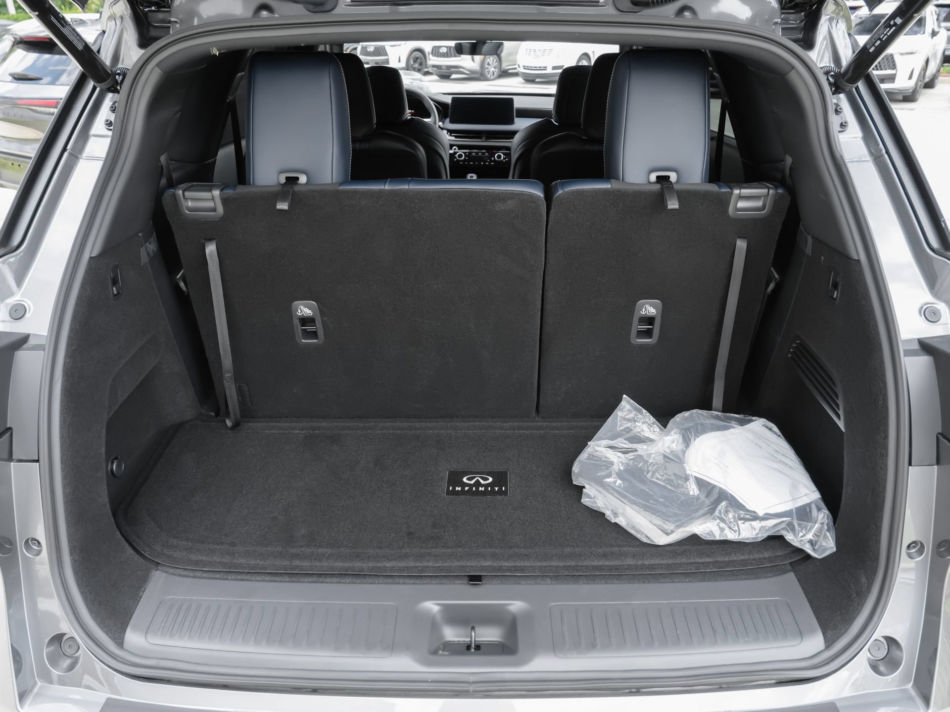 Certified 2026 INFINITI QX60 Sport w/ Dark Cargo Package AWD/4WD image 41