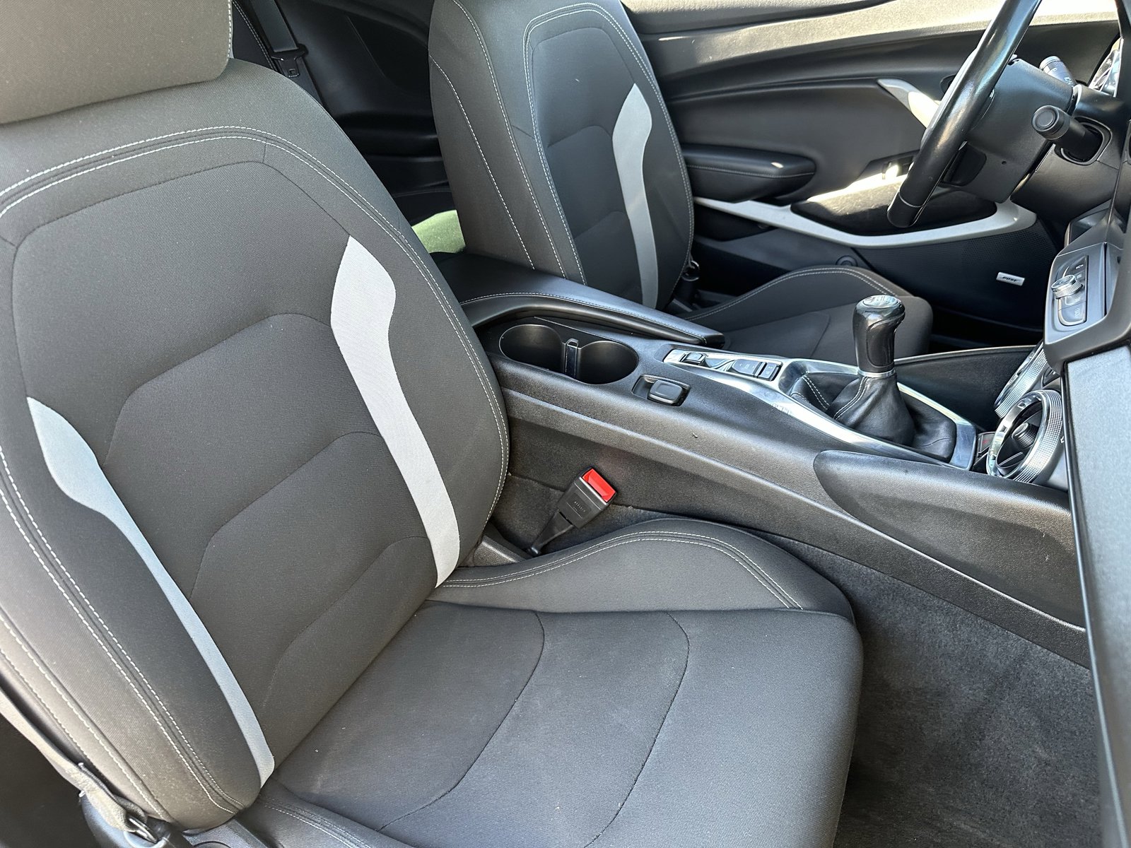 Certified 2019 Chevrolet Camaro LT w/ Technology Package image 11