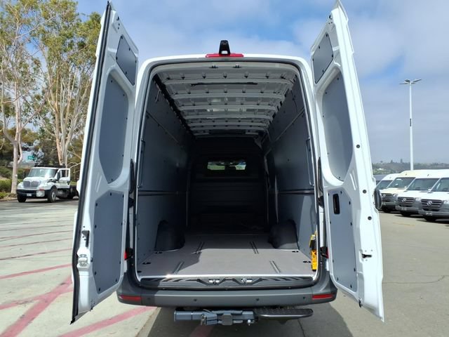 New 2026 Mercedes-Benz Sprinter 3500 image 21