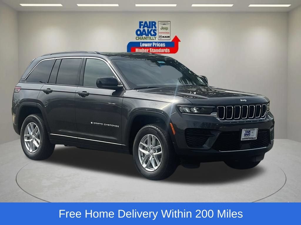 New 2026 Jeep Grand Cherokee Laredo X AWD/4WD image 1