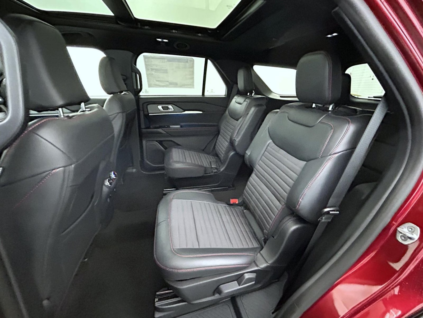 New 2027 Ford Explorer ST-Line w/ Premium Package AWD/4WD image 21