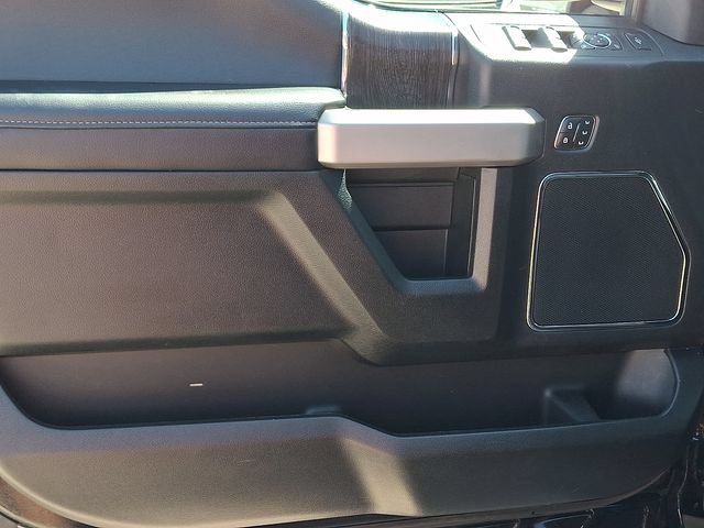 Used 2021 Ford F250 Lariat w/ Lariat Value Package AWD/4WD image 13