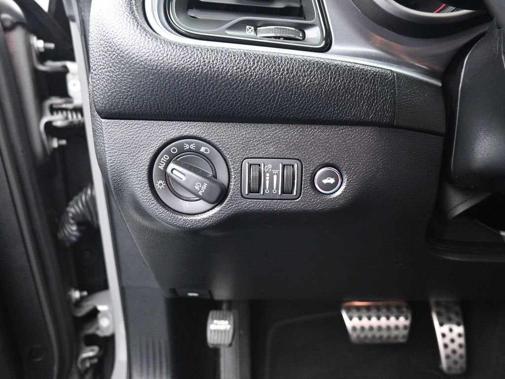 Used 2019 Dodge Challenger GT w/ Plus Package image 13