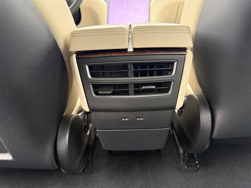 Used 2020 Tesla Model S Long Range Plus image 35