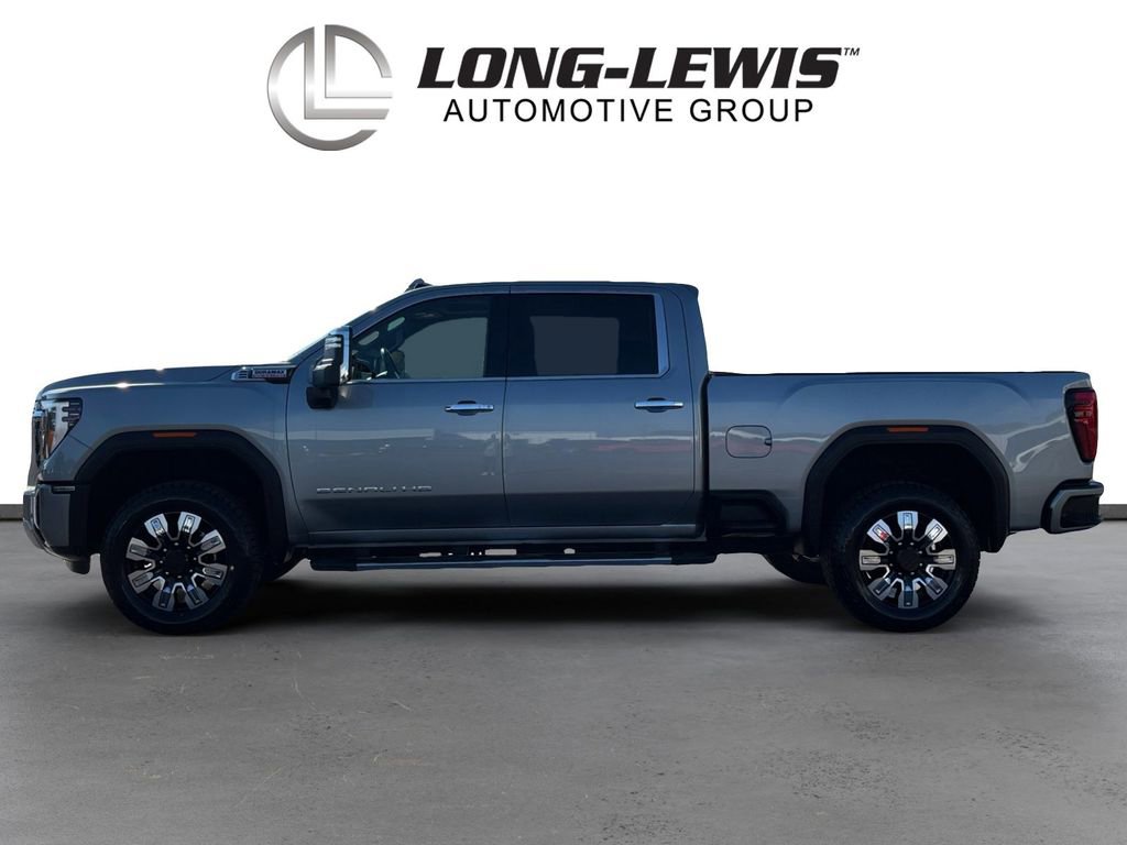 Used 2024 GMC Sierra 2500 Denali w/ Denali Reserve Package image 2