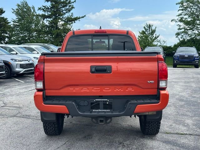 Used 2017 Toyota Tacoma TRD Sport w/ Tow Package (A/T) AWD/4WD image 6