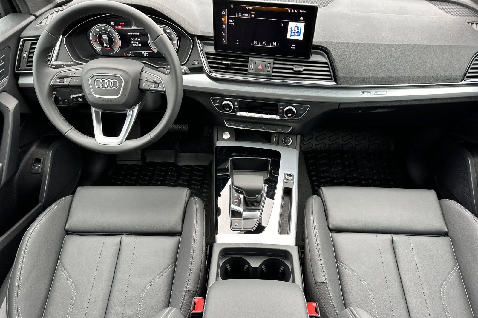 Used 2025 Audi Q5 2.0T Premium w/ Convenience Plus Package AWD/4WD image 12