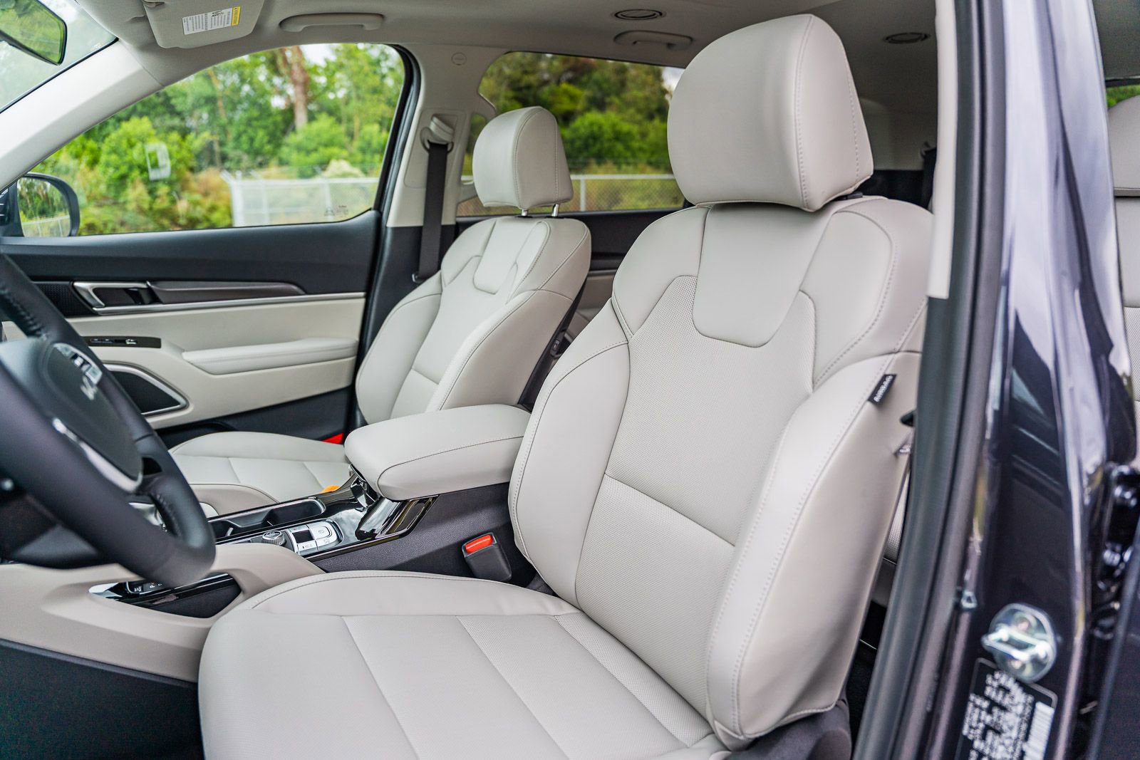 New 2025 Kia Telluride S image 16