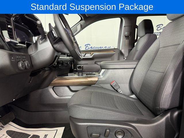 New 2026 Chevrolet Silverado 1500 RST w/ Dark Appearance Package AWD/4WD image 10