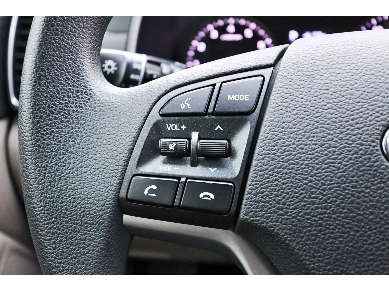 Used 2019 Hyundai Tucson Sport w/ Cargo Package FWD image 17