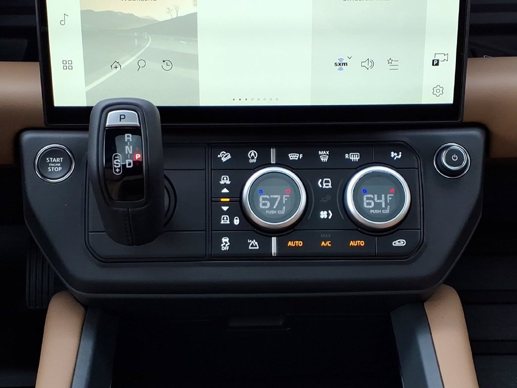 New 2026 Land Rover Defender 110 X-Dynamic SE AWD/4WD image 20