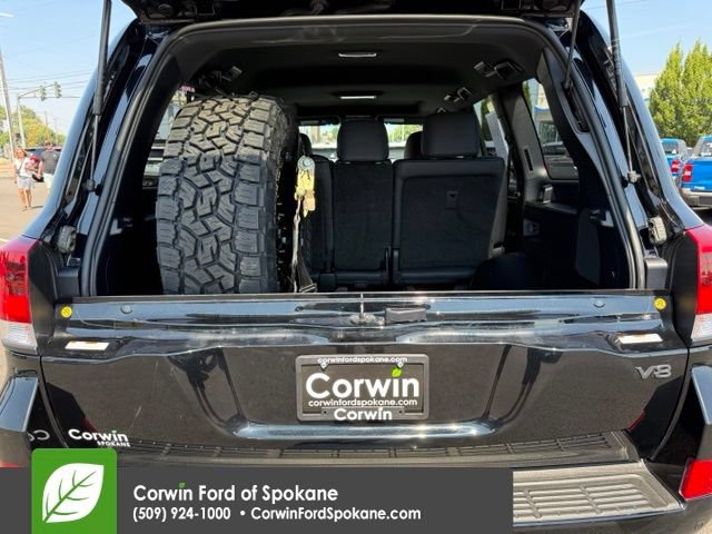 Used 2021 Toyota Land Cruiser Heritage Edition AWD/4WD image 19