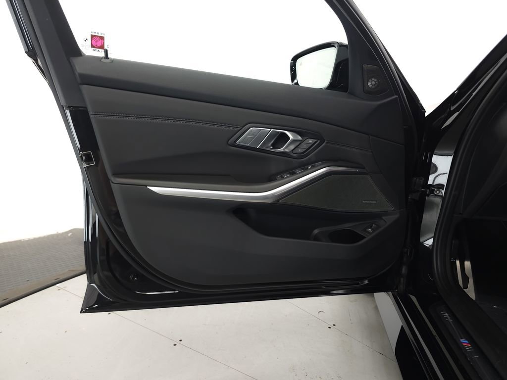 Used 2026 BMW M3 Competition AWD/4WD image 5