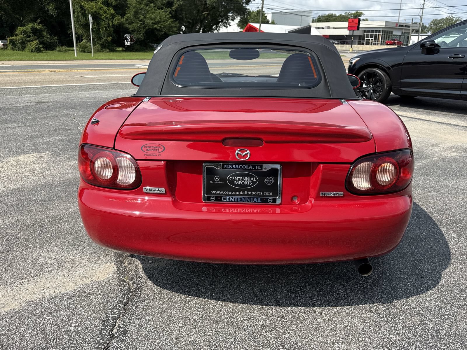 Used 2005 MAZDA MX-5 Miata w/ Convenience Pkg RWD image 4