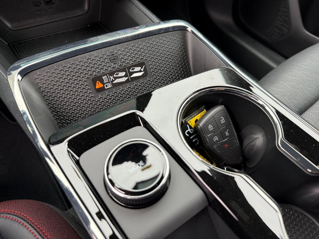 New 2027 Chevrolet Equinox RS FWD image 25