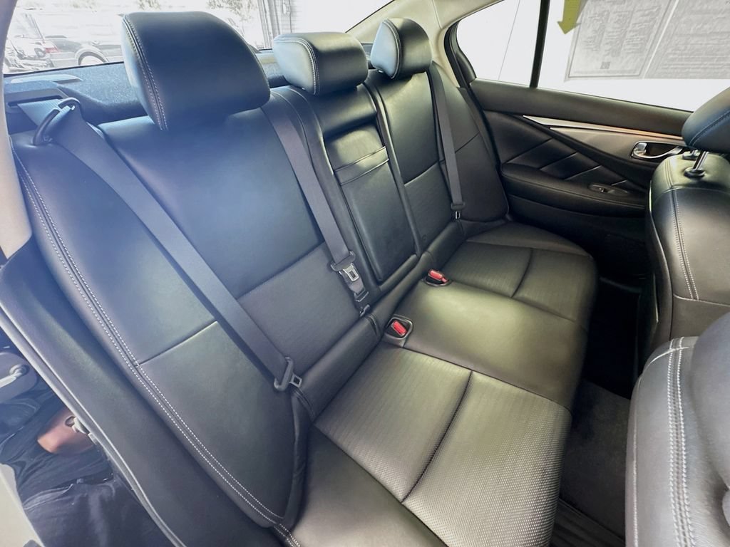 Used 2018 INFINITI Q50 Sport w/ Sensory Package (Sport) AWD/4WD image 28