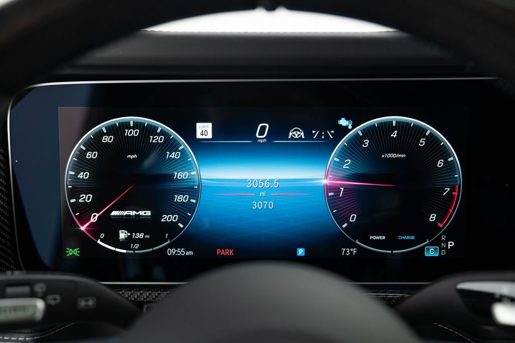 Used 2025 Mercedes-Benz G 63 AMG 4MATIC image 14