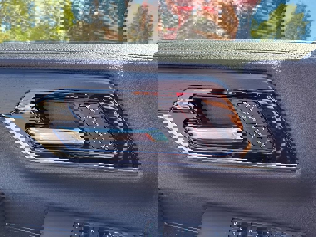 New 2025 GMC Yukon XL Denali w/ Sun & Power Step Package image 23