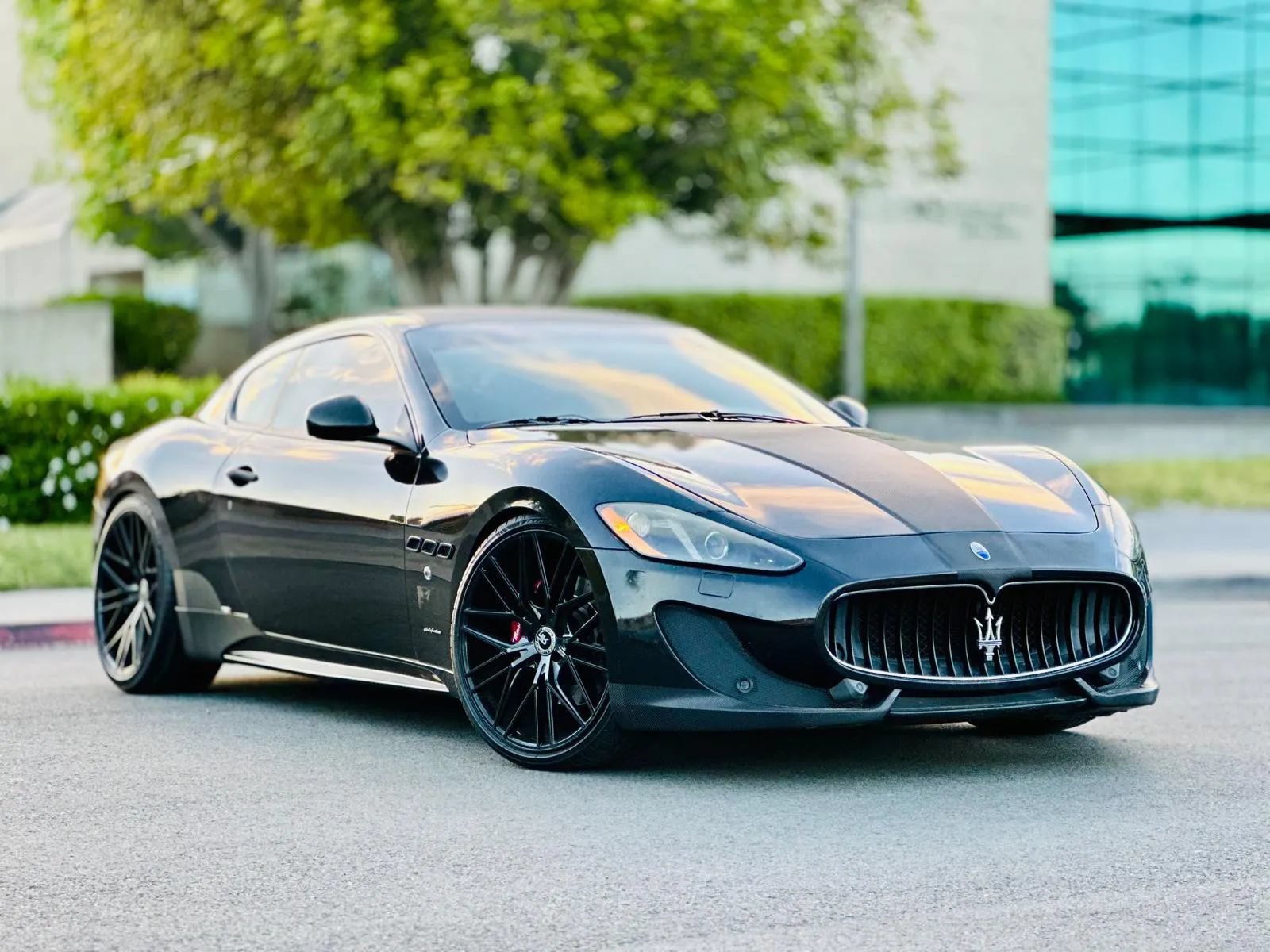 Used 2013 Maserati GranTurismo MC RWD image 2