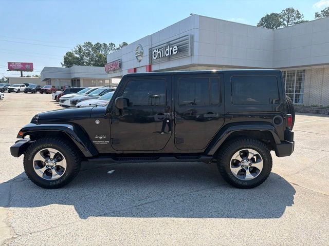 Used 2016 Jeep Wrangler Unlimited Sahara w/ Connectivity Group AWD/4WD image 1