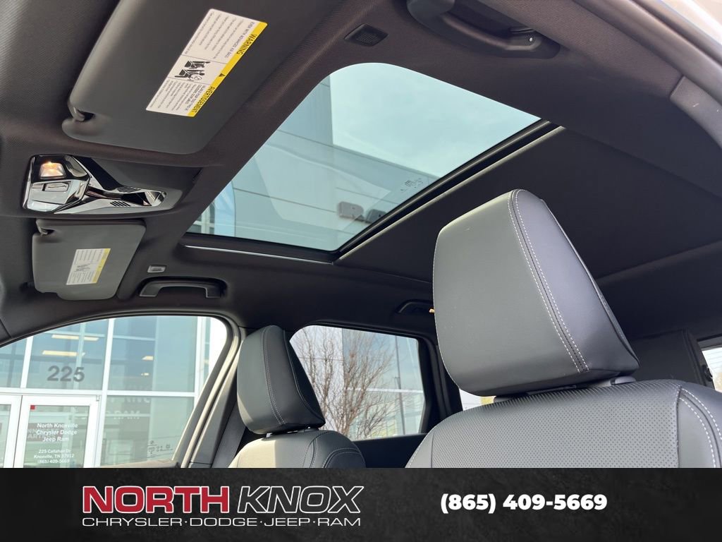 Used 2025 BMW X1 xDrive28i image 12