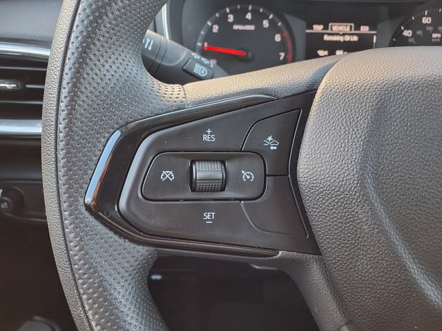 Used 2023 Chevrolet TrailBlazer LT FWD image 14