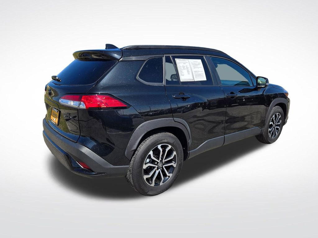 Used 2025 Toyota Corolla Cross AWD Hybrid w/ Moonroof Package image 3