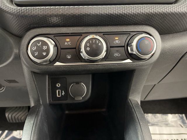 Used 2021 Nissan Kicks S image 22