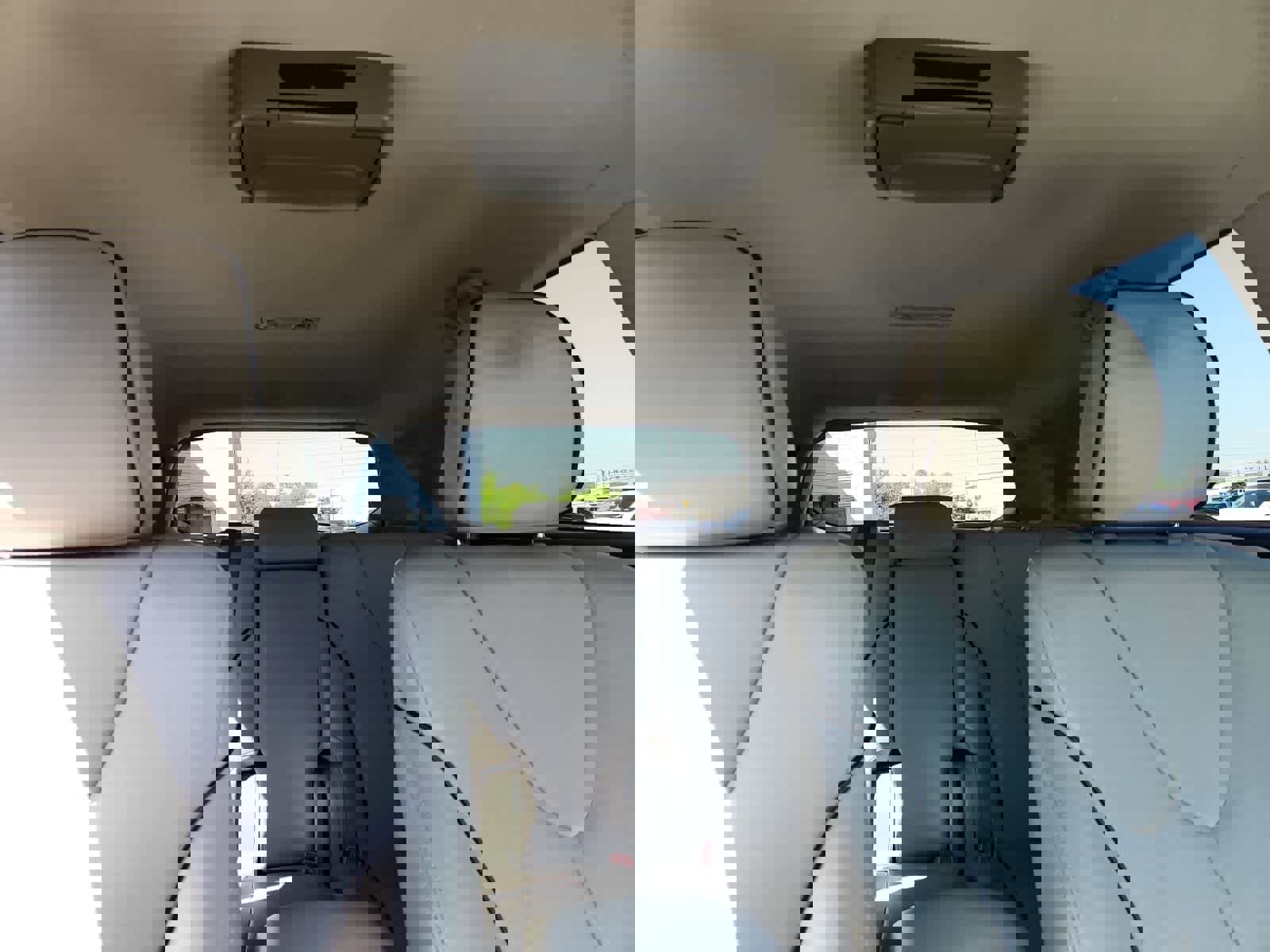 Used 2011 Toyota Venza w/ Convenience Pkg FWD image 19