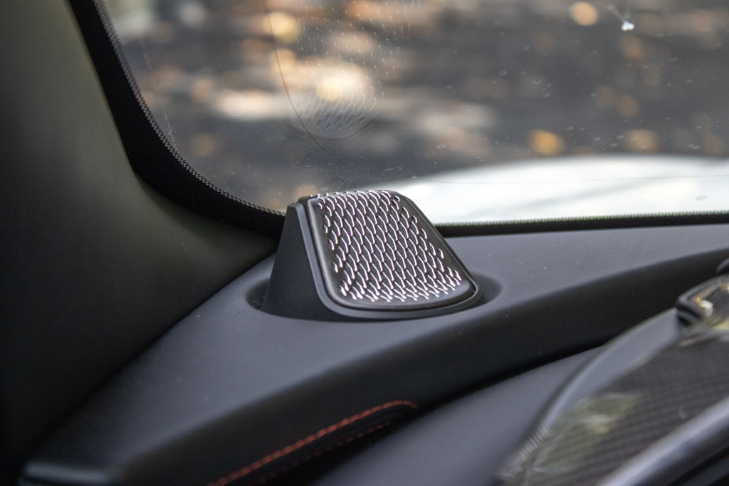 Used 2025 Aston Martin DBX 707 AWD/4WD image 32