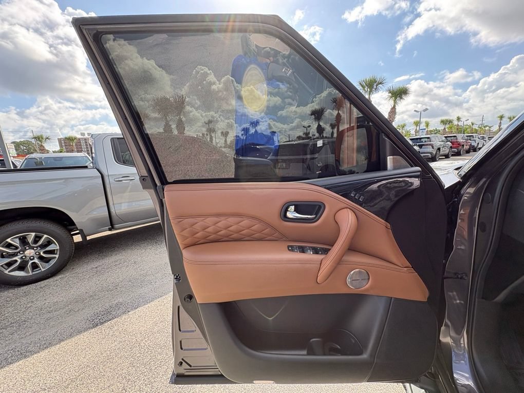 Used 2024 INFINITI QX80 Sensory RWD image 40